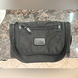 Tumi Alpha Travel Kit